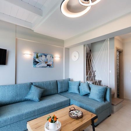 Bianco Stylish Maisonette Нікіана Екстер'єр фото