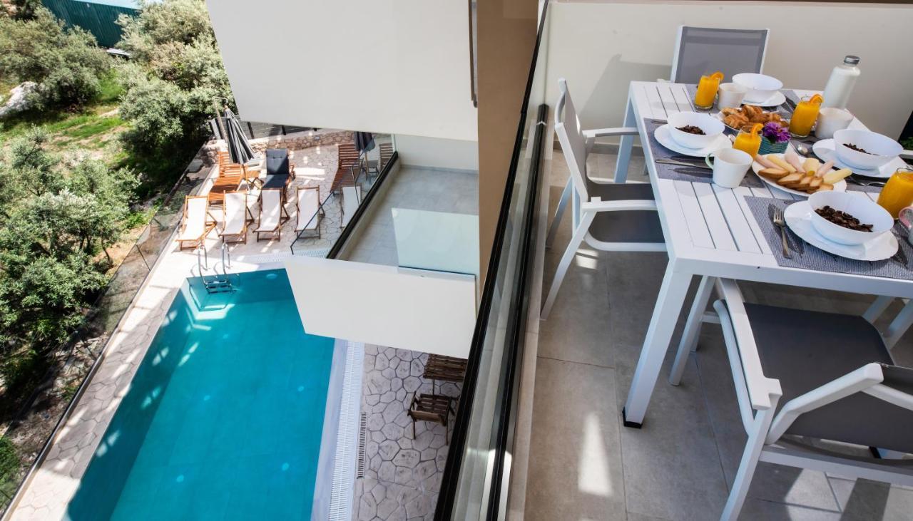 Bianco Stylish Maisonette Нікіана Екстер'єр фото