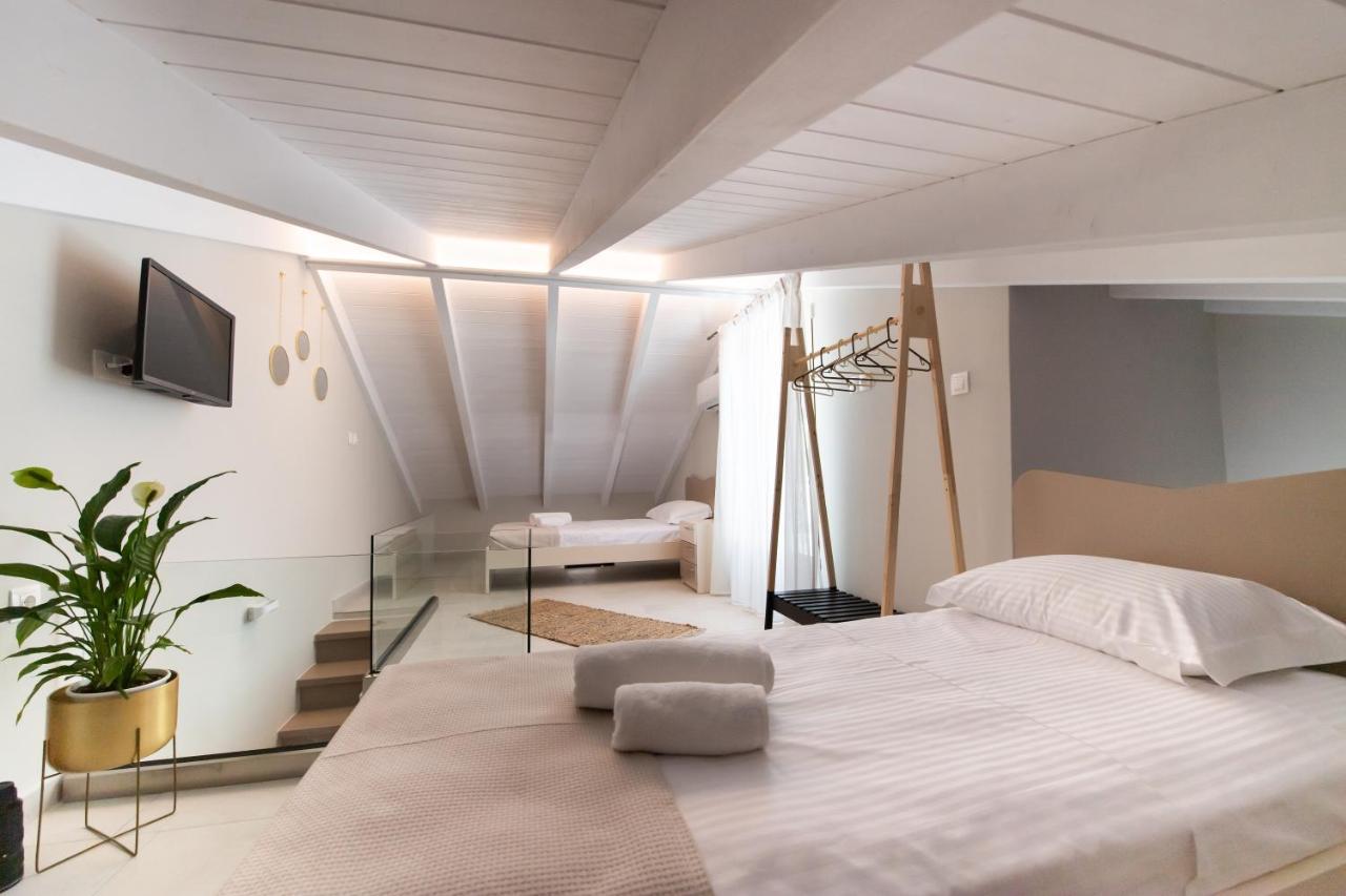 Bianco Stylish Maisonette Нікіана Екстер'єр фото